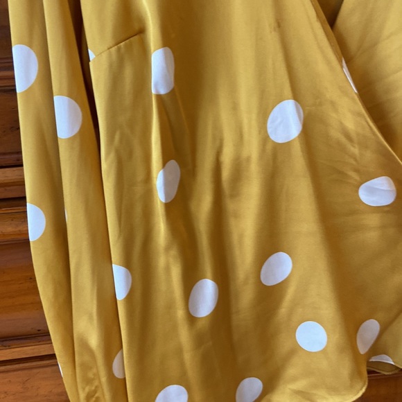 Satin polka dot wrap spring top - Picture 4 of 6